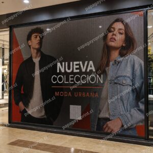Vinilo Microperforado para Vitrinas y Locales Retail