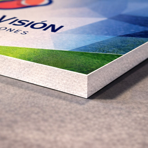 Adhesivo Impreso Emplacado en Foam Espumoso de 10mm