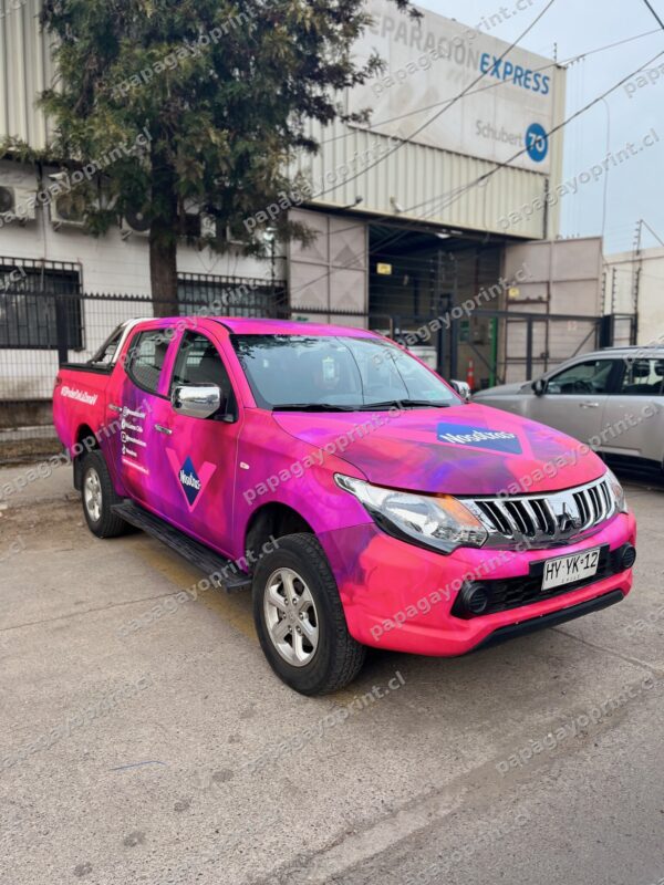 Vinilo Conformable para Curvas Vehiculares Complejas